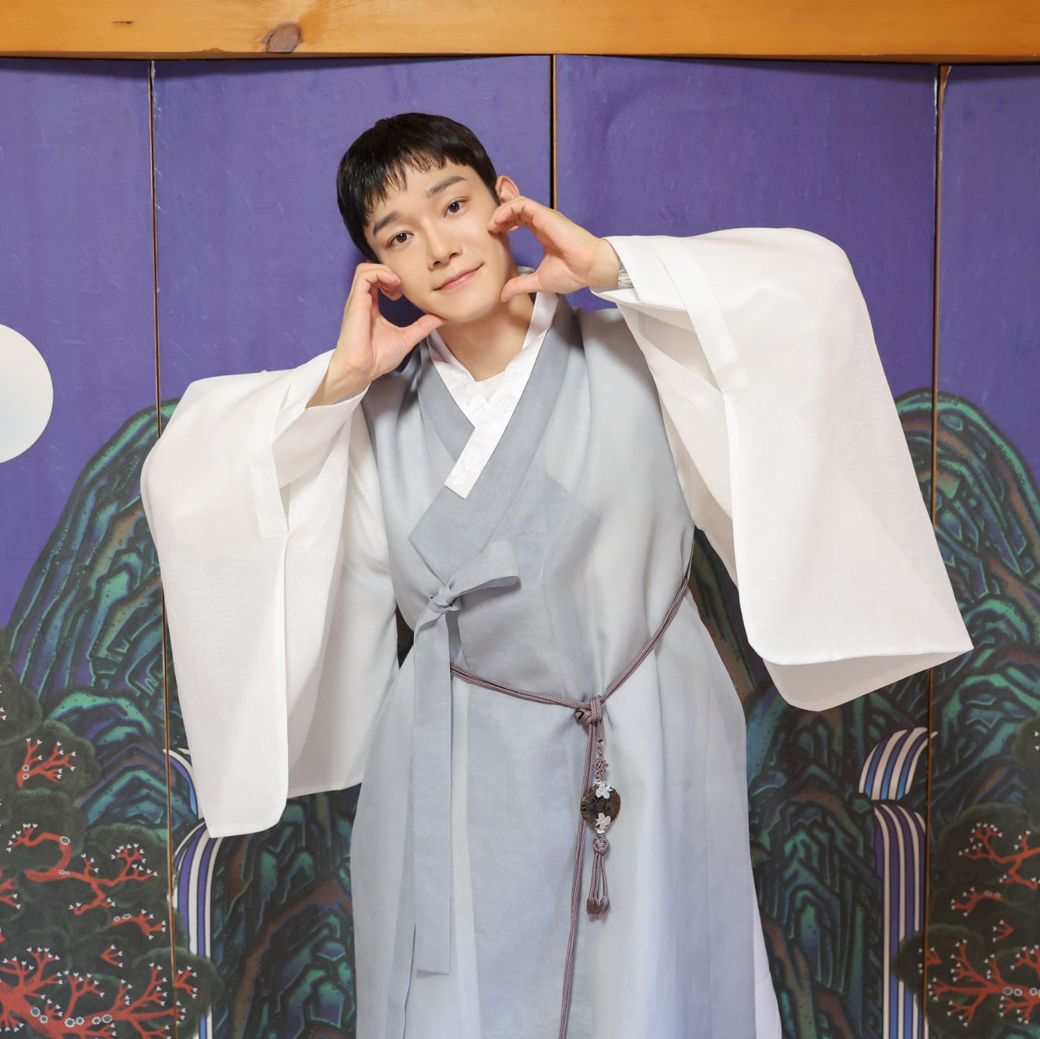 Behind-the-scenes cut of Chen (EXO)