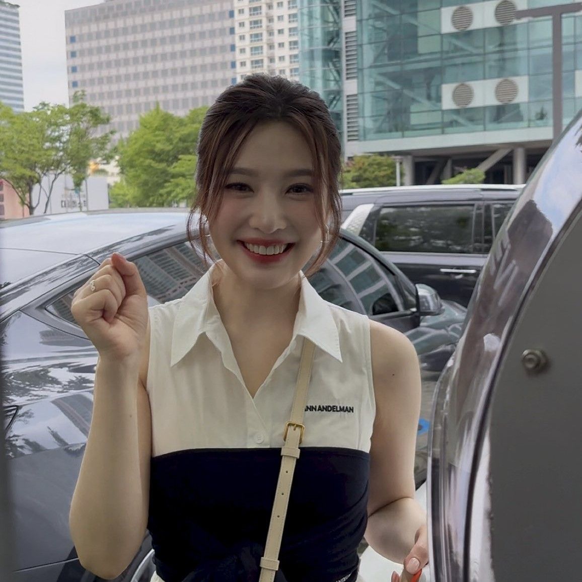 Behind-the-scenes cut of Joy (Red Velvet)