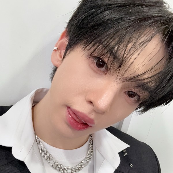 Shining profile picture of Allen (CRAVITY) on today's Choeaedol