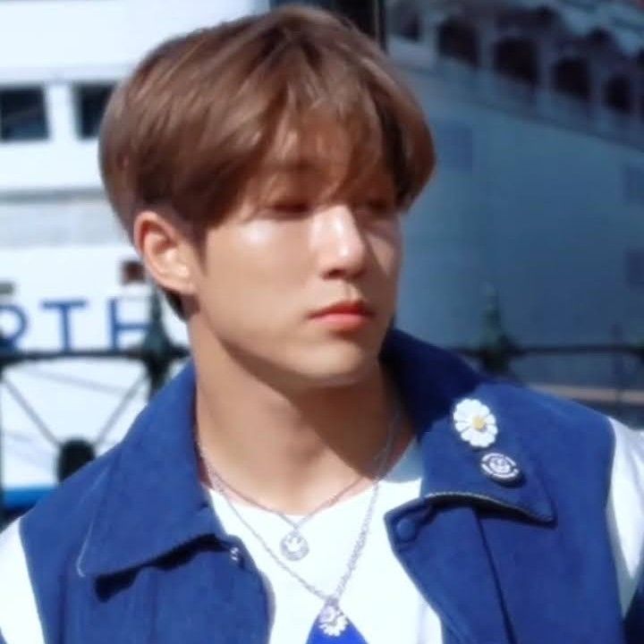 Behind-the-scenes cut of Jinjin (ASTRO)