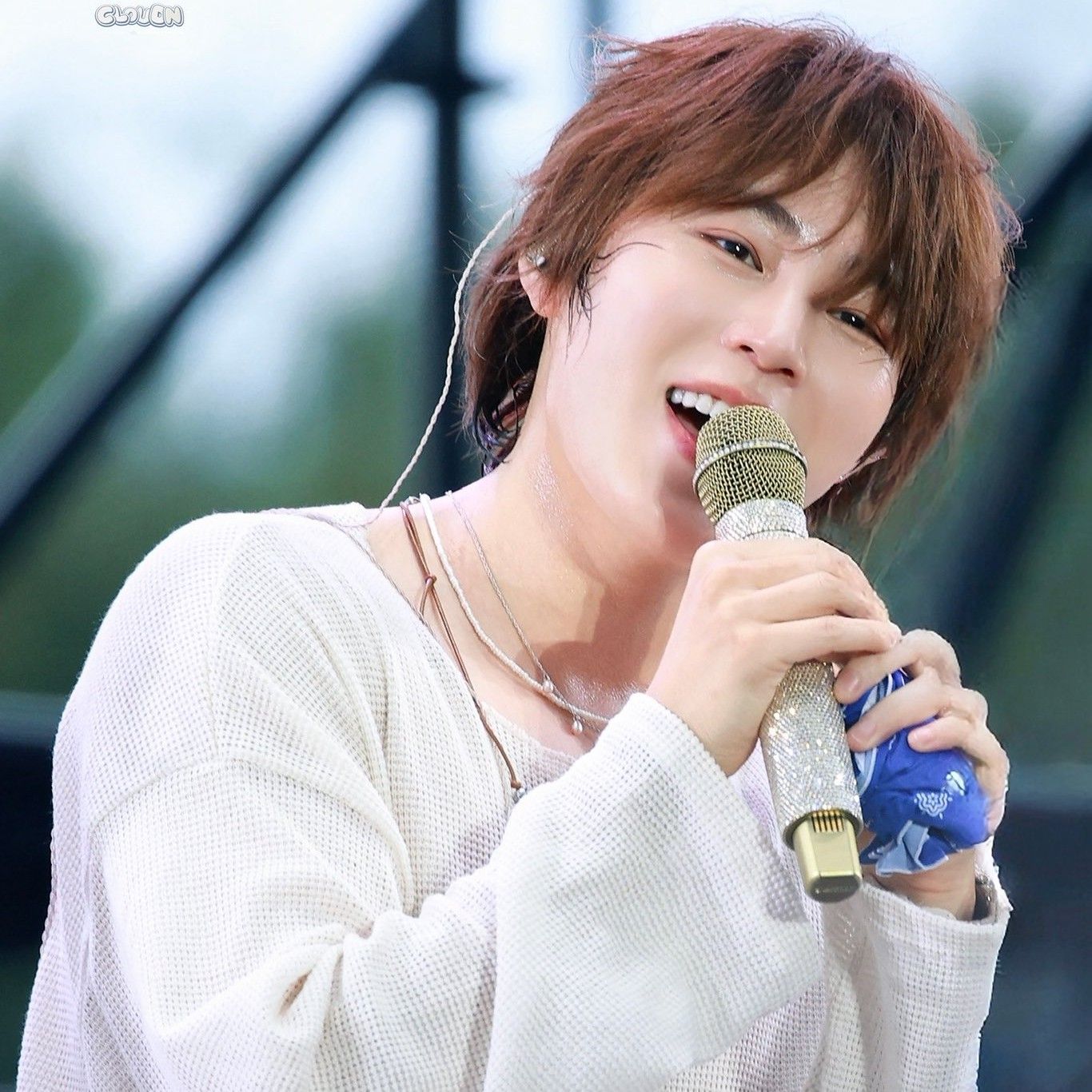 Foto aktivitas terbaru Ha Sungwoon