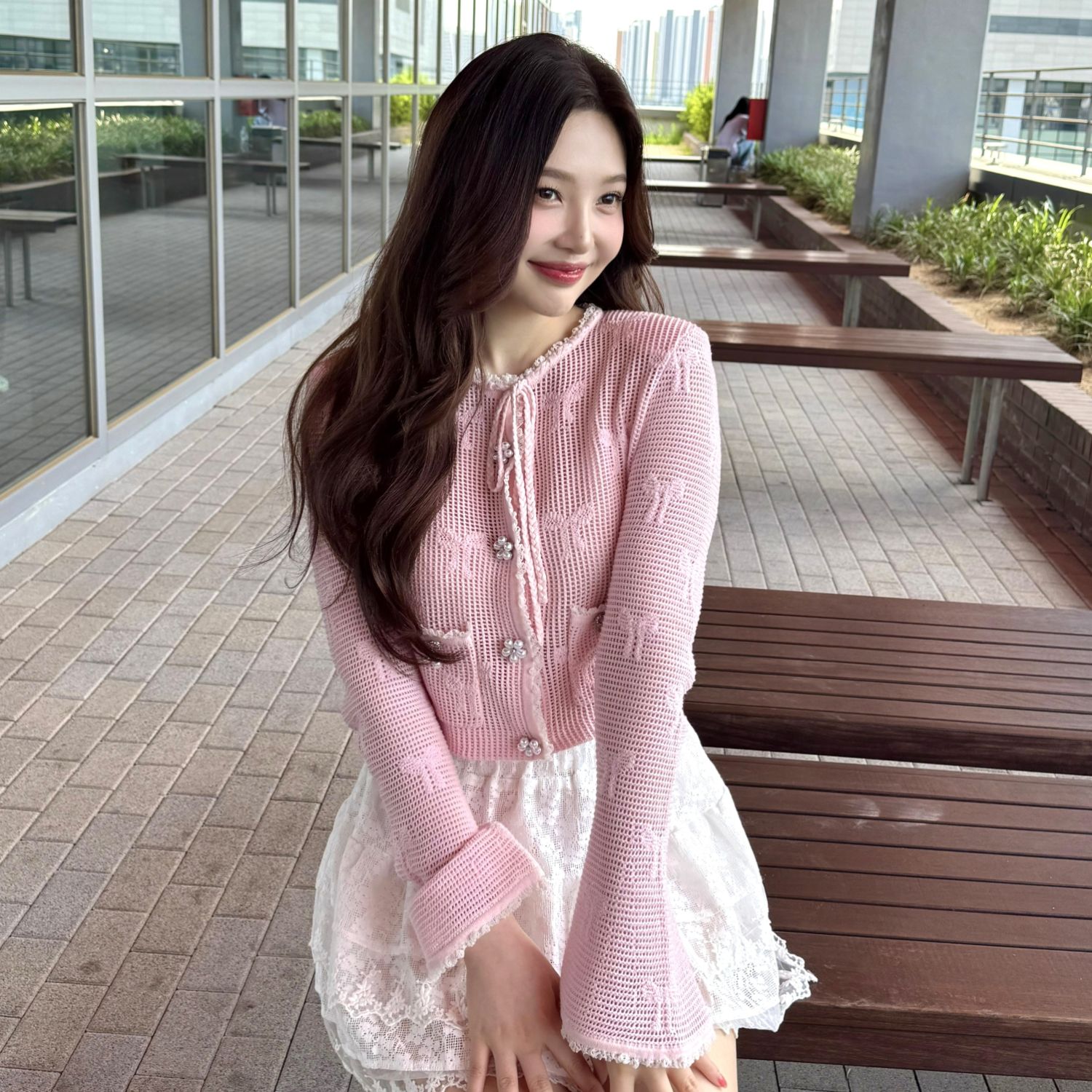Behind-the-scenes cut of Joy (Red Velvet)