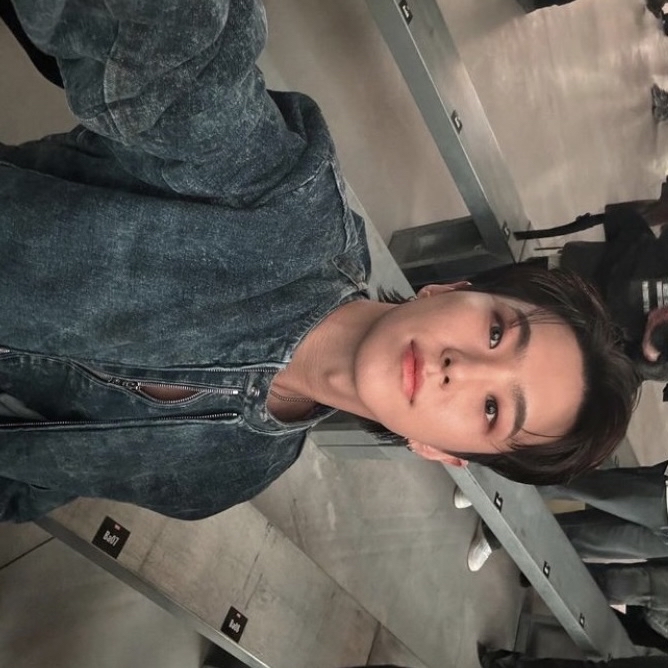 Latest photo of Hoshi (SEVENTEEN)