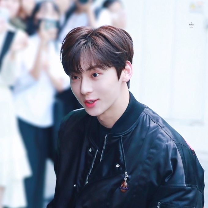 Latest photo of Hwang Minhyun