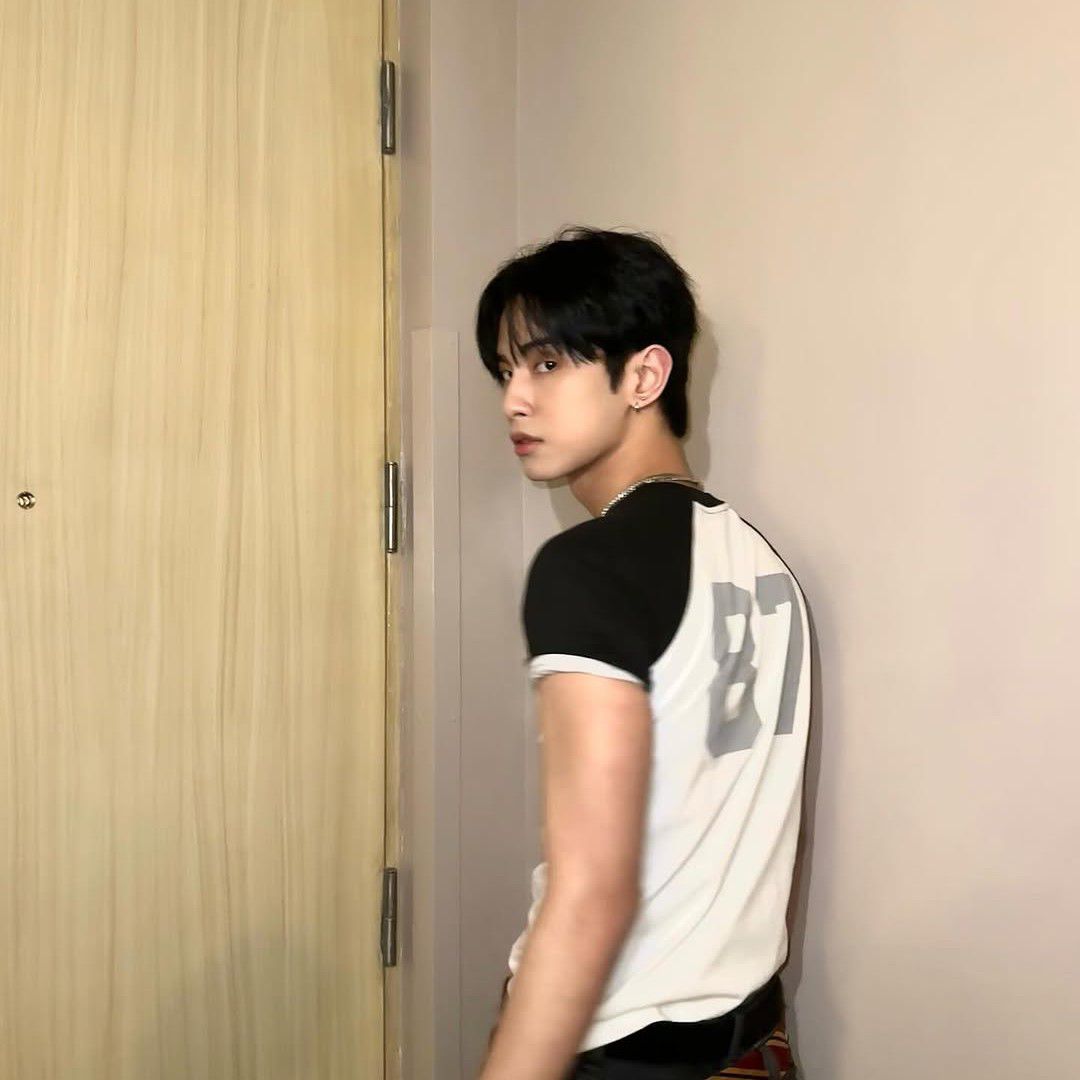 Behind-the-scenes cut of Kyler (HORI7ON)