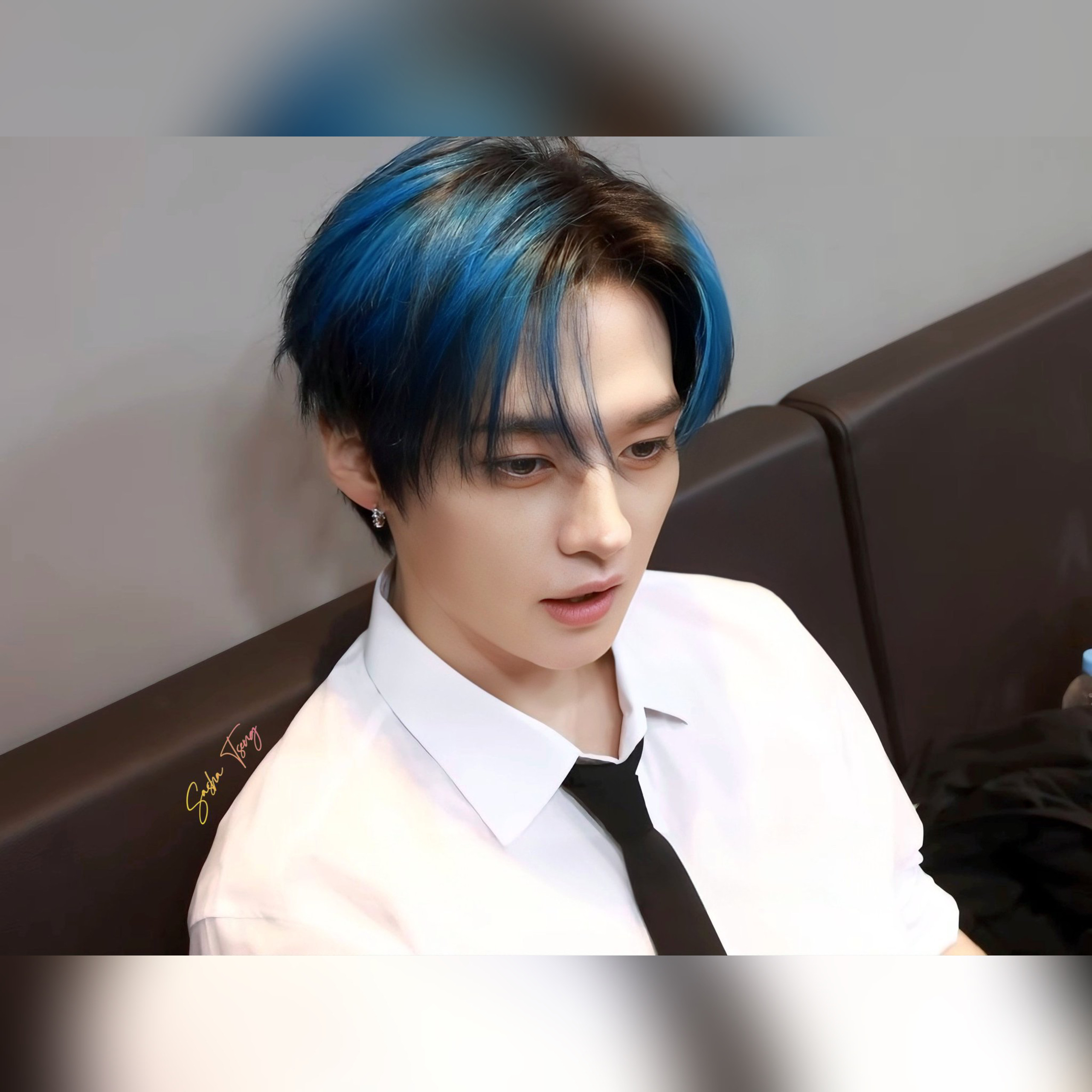 Recent activity shot of Lee Know (Stray Kids)