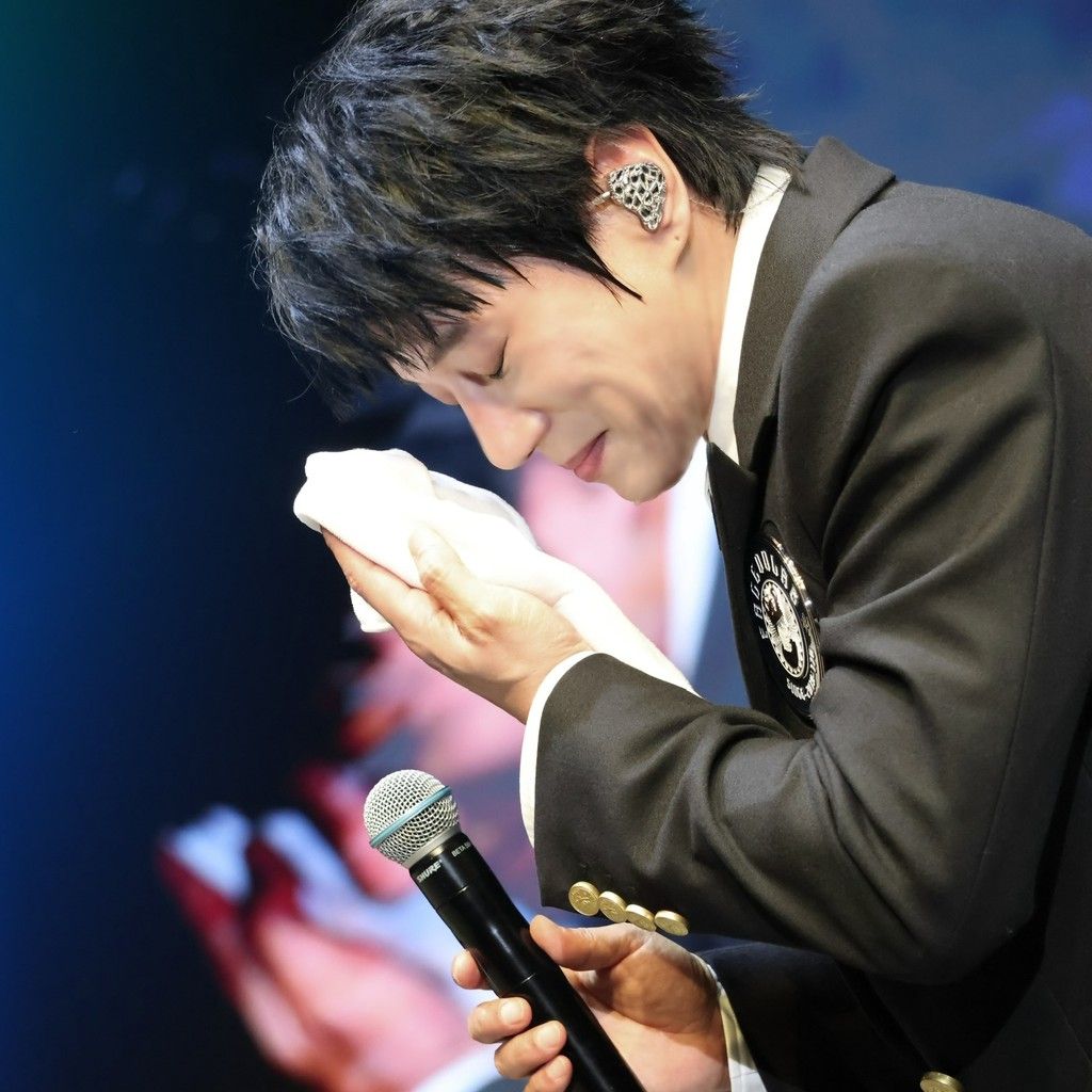 A moment captured by Hwang Chiyeol's fan