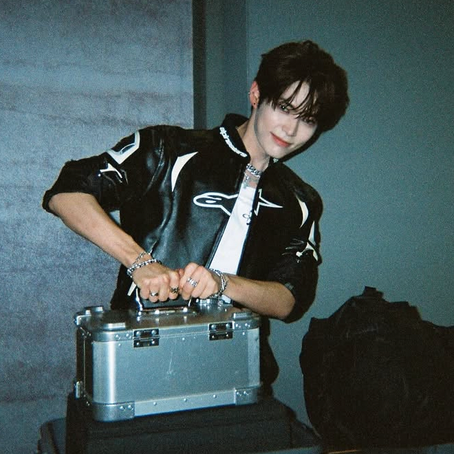 성한빈 (제로베이스원) 최근 활동샷
