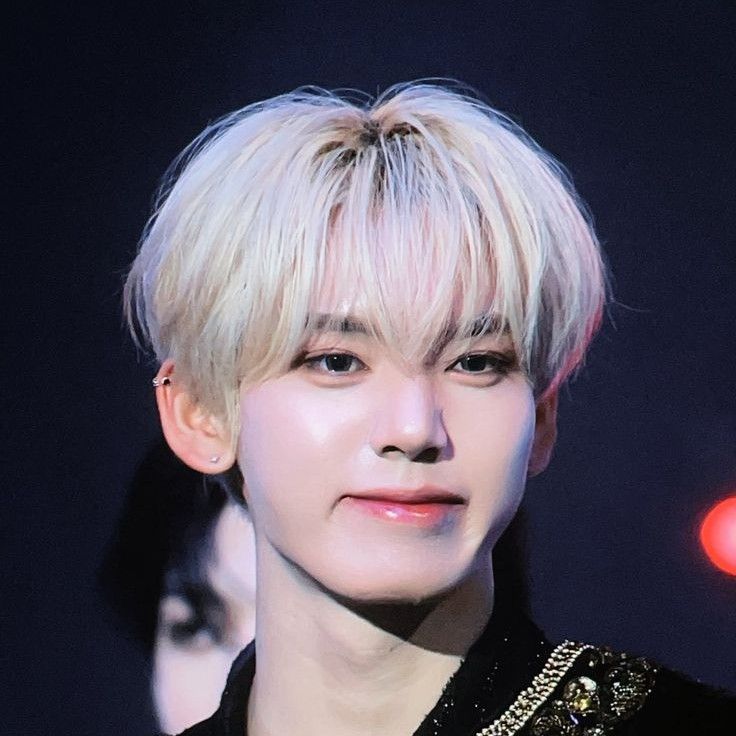 A moment captured by Han Yujin (ZEROBASEONE)'s fan