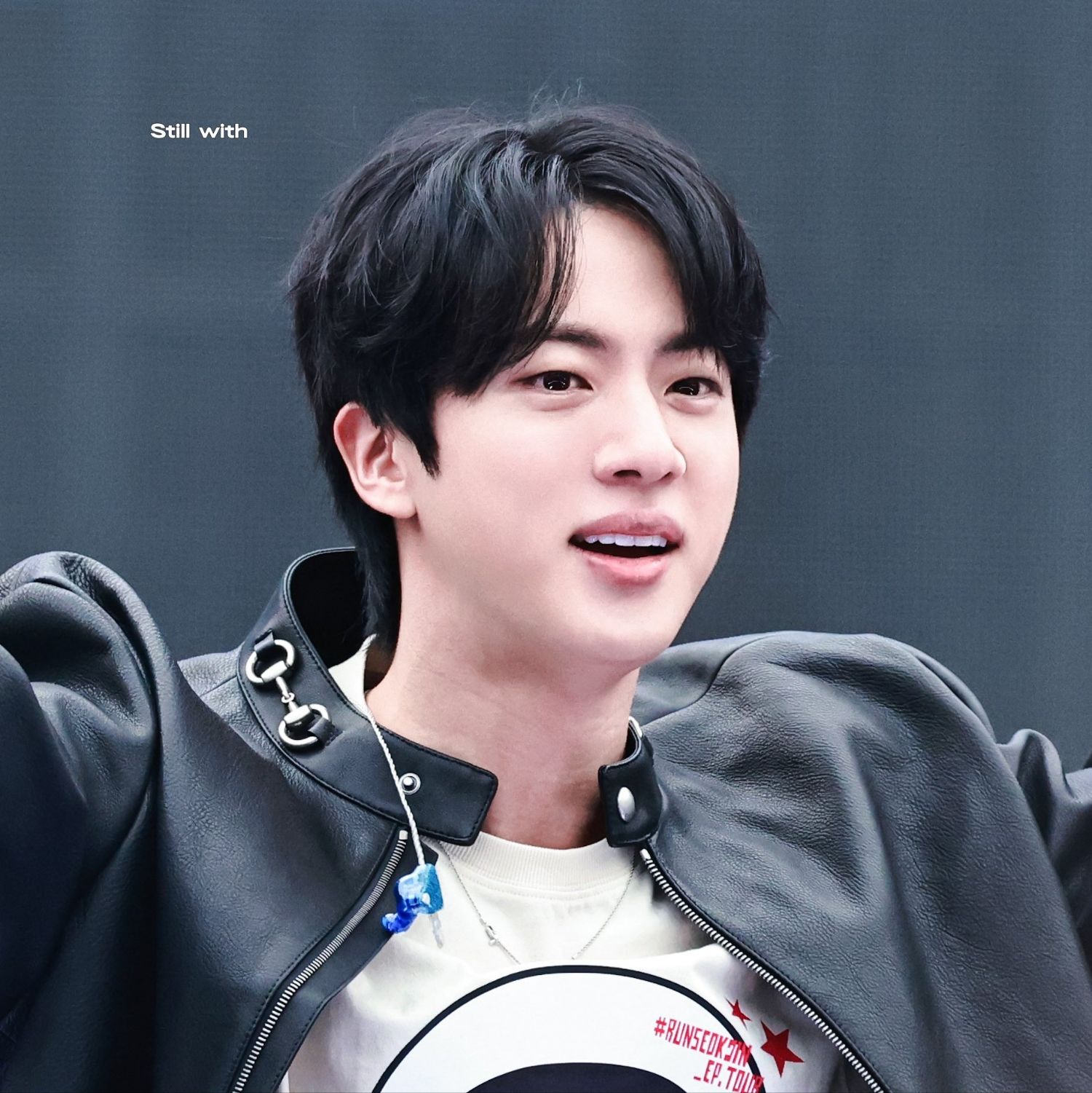 진 (방탄소년단)의 비하인드 컷