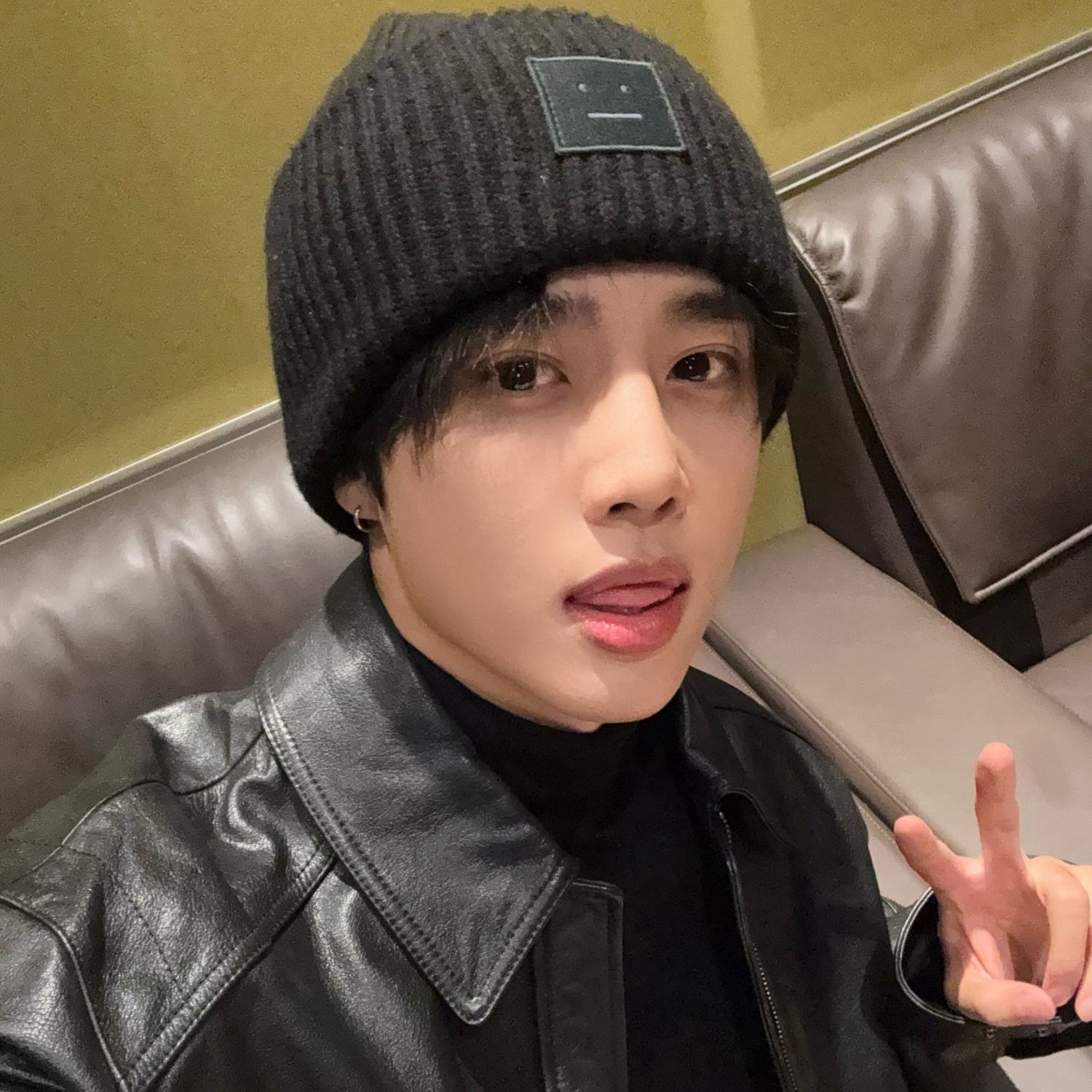 A moment captured by Sunwoo (THE BOYZ)'s fan