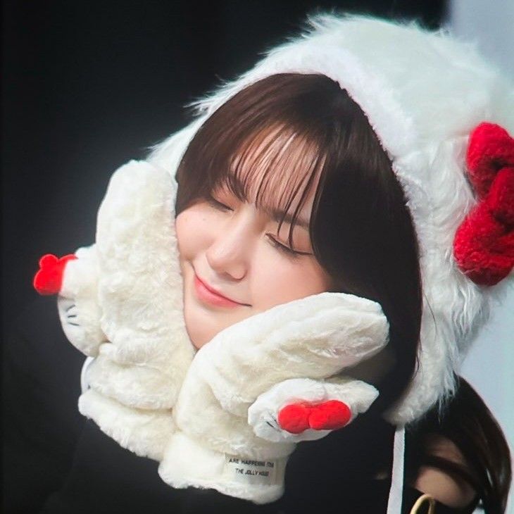 Recent activity shot of Kim Chaehyun (Kep1er)