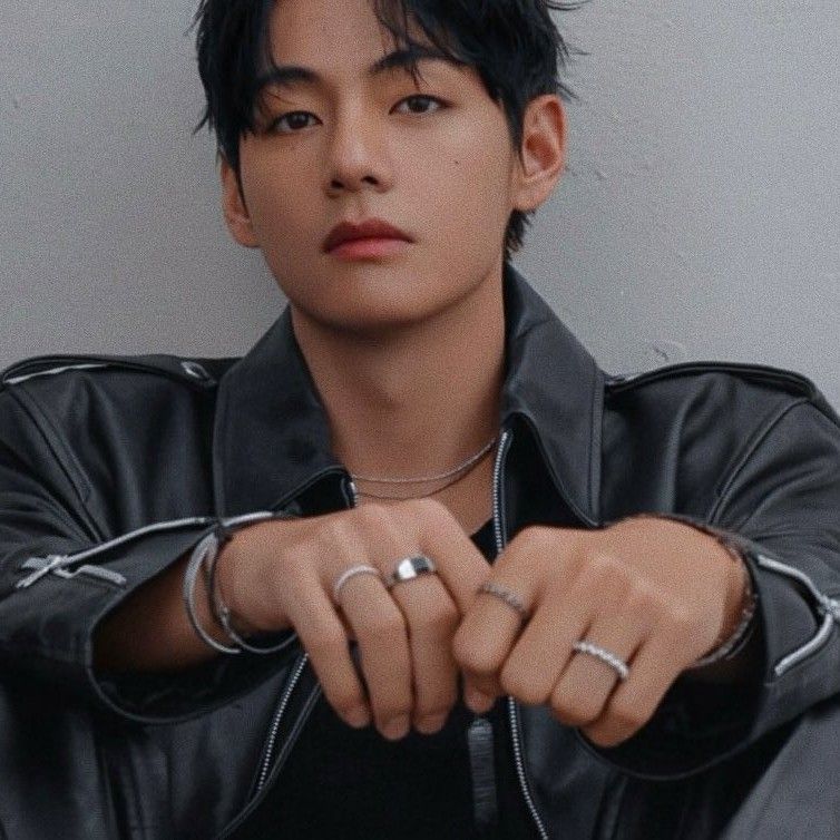 A moment captured by V (BTS)'s fan