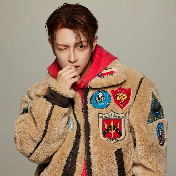 弘中 (ATEEZ)的最新活动照片