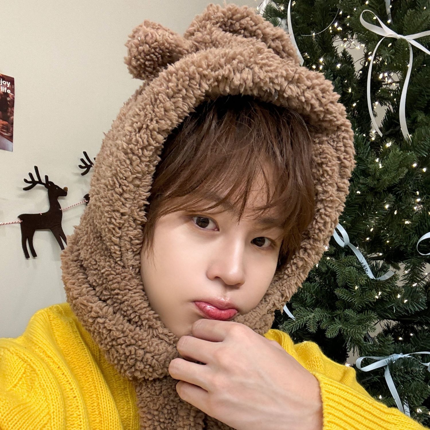 Behind-the-scenes cut of Ha Sungwoon