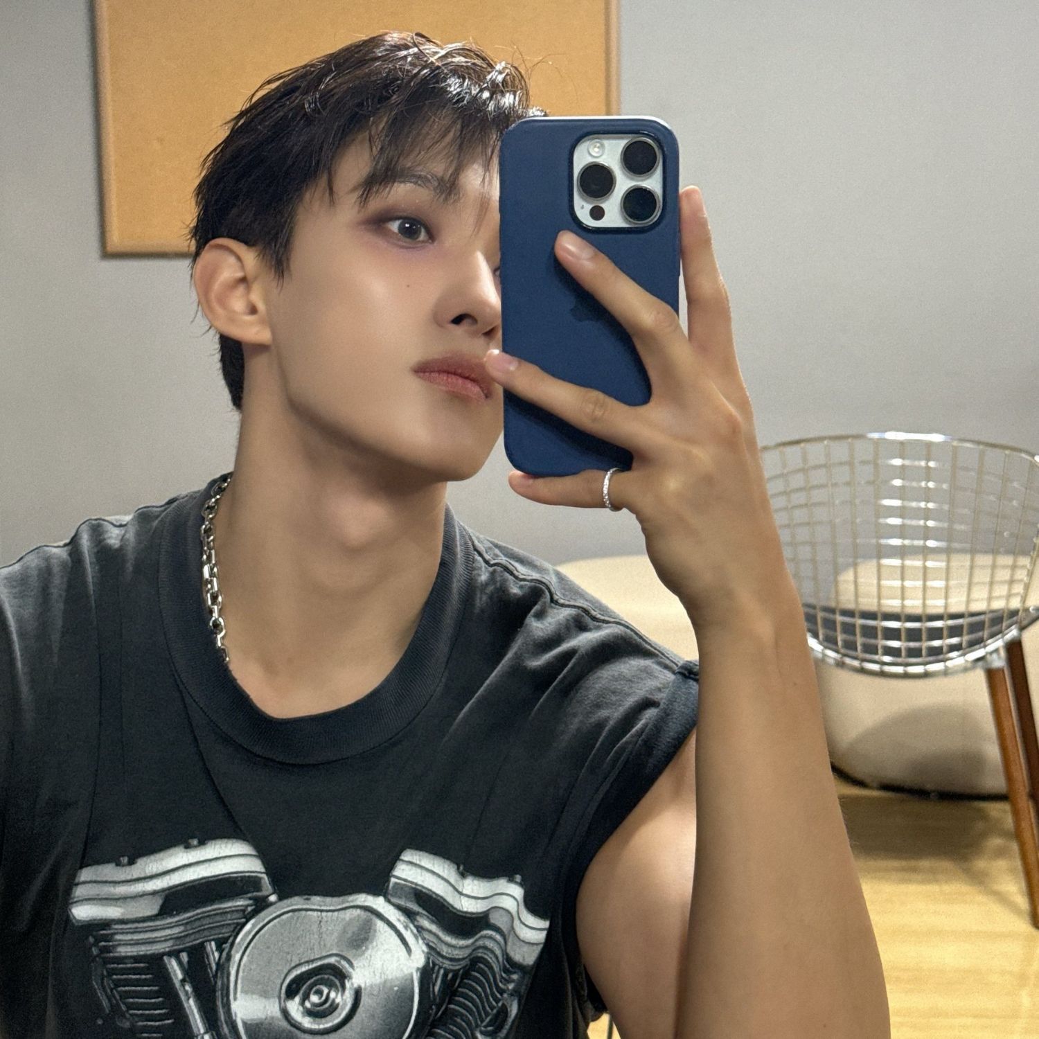 Behind-the-scenes cut of SEVENTEEN