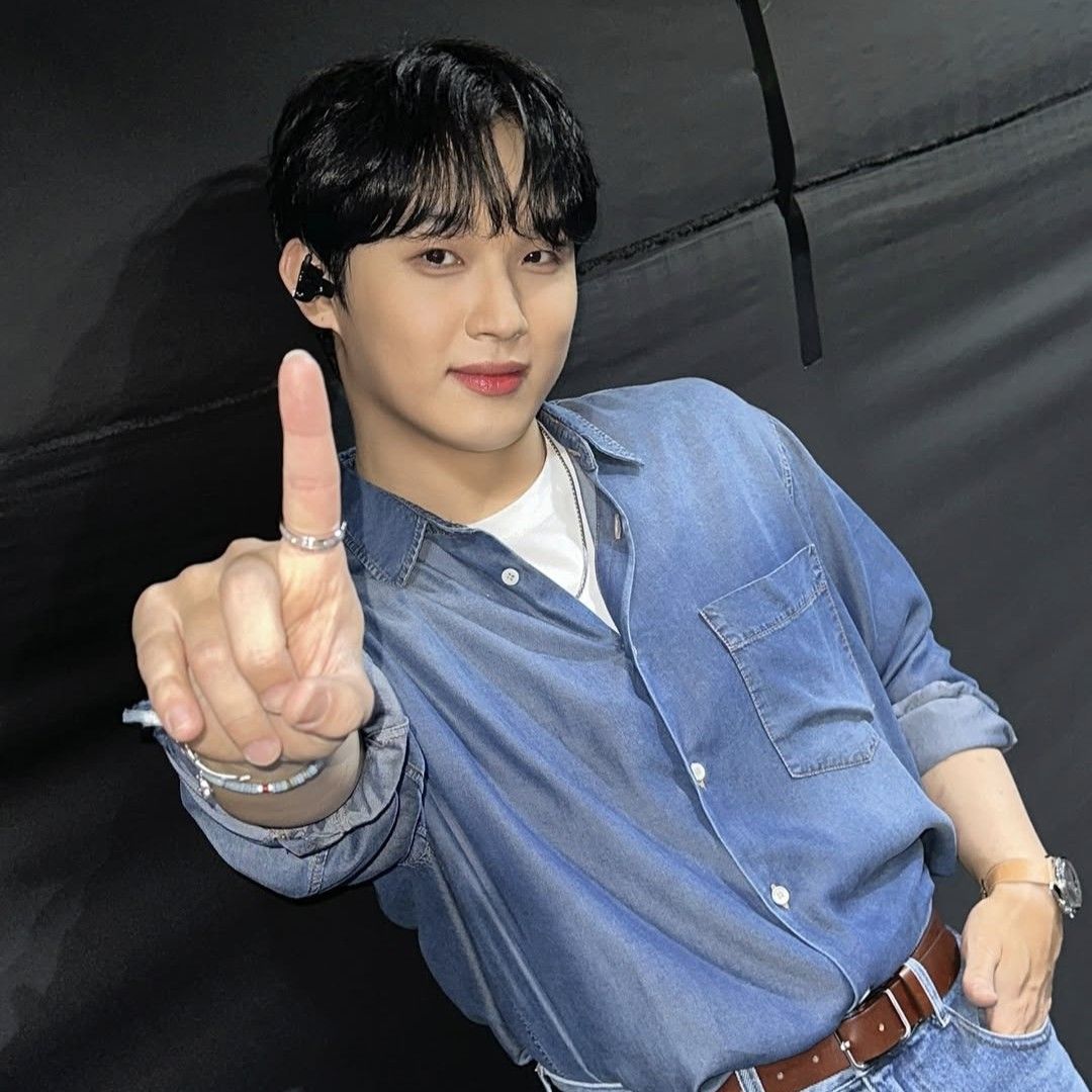 Recent activity shot of Lim Hyunsik (BTOB)