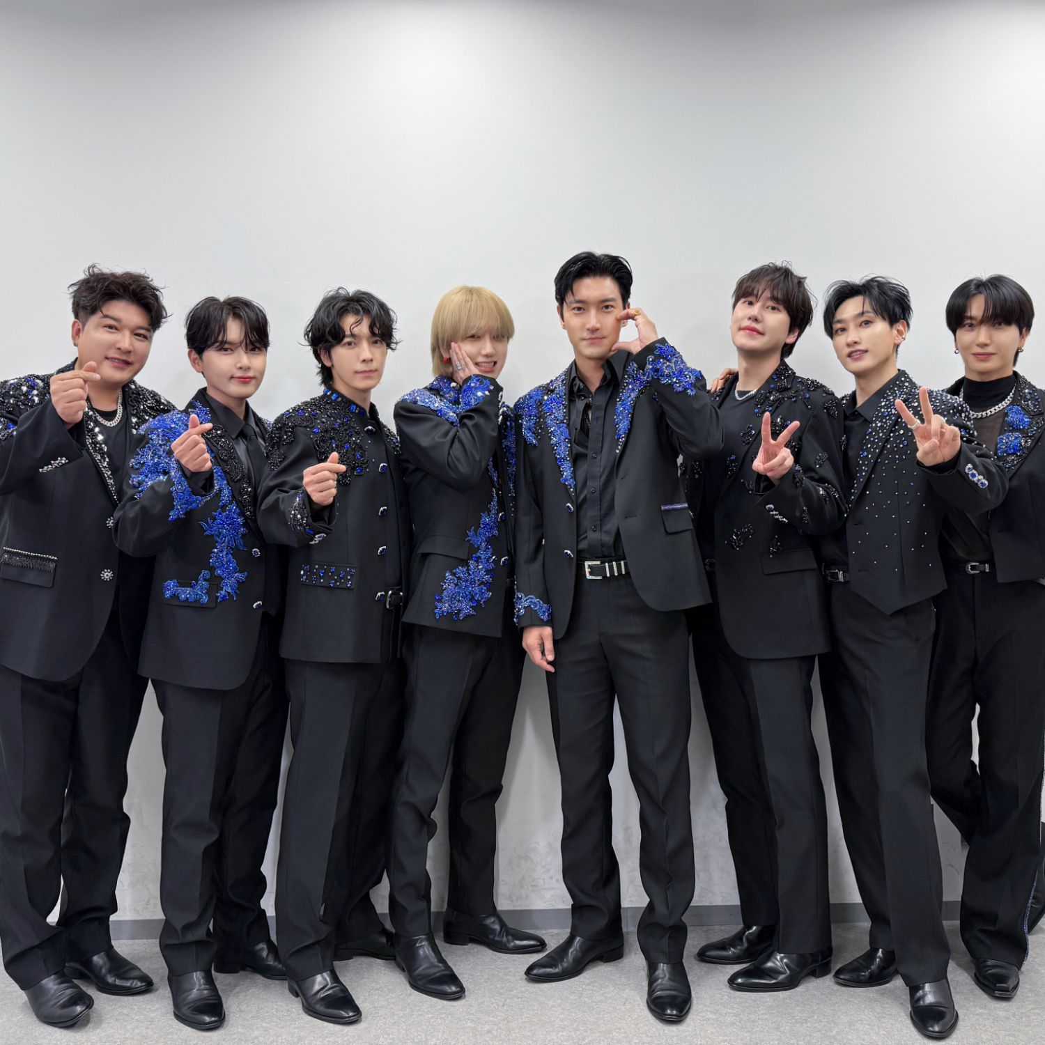 Latest photo of Super Junior