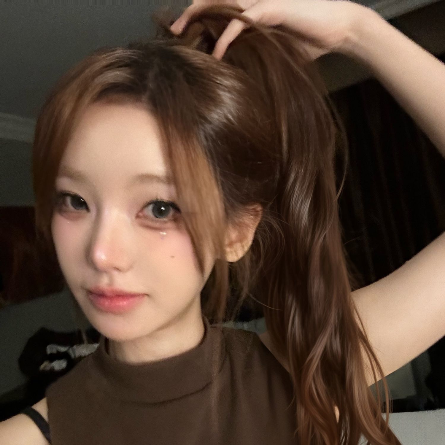 A moment captured by QWER's fan