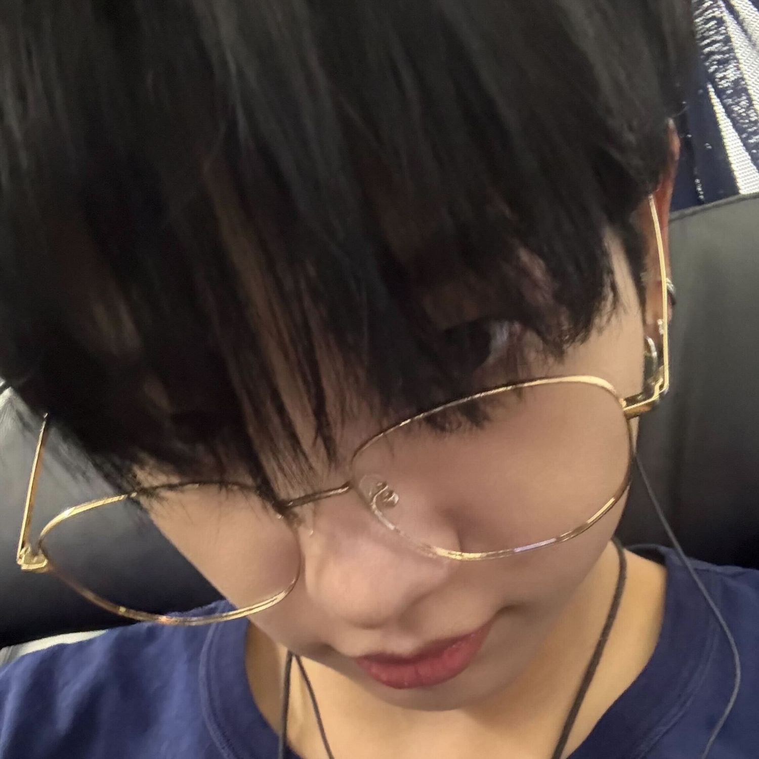 명재현 (BOYNEXTDOOR)의 비하인드 컷