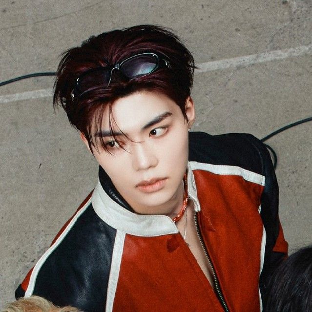 A moment captured by Park Gunwook (ZEROBASEONE)'s fan