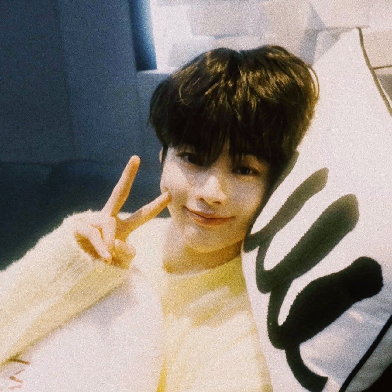 Foto aktivitas terbaru Hanbin (TEMPEST)