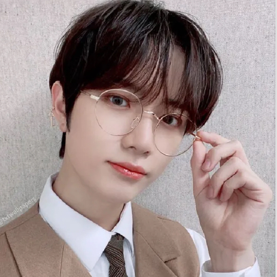 투모로우바이투게더의 비하인드 컷