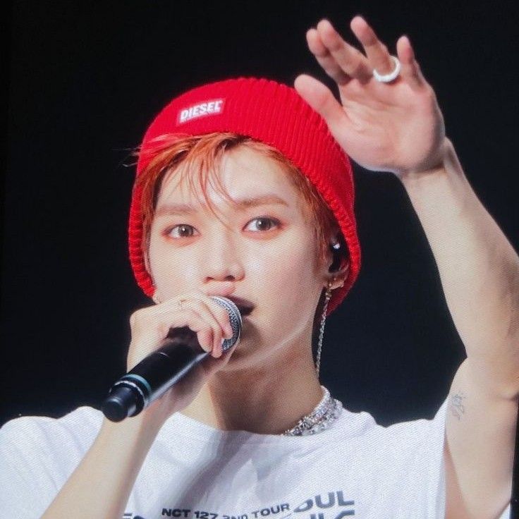 Behind-the-scenes cut of Taeyong (NCT 127)