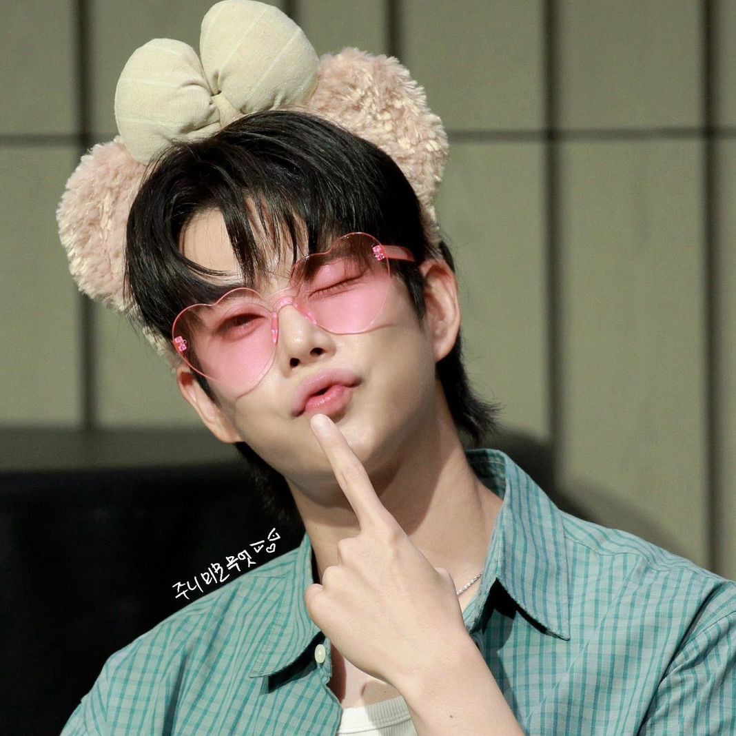 Latest photo of MJ (ASTRO)