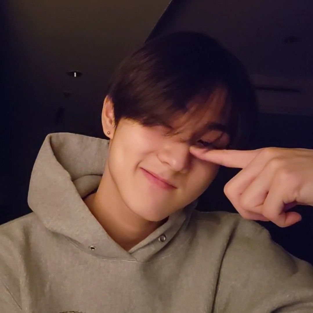 Behind-the-scenes cut of Jungwon (ENHYPEN)