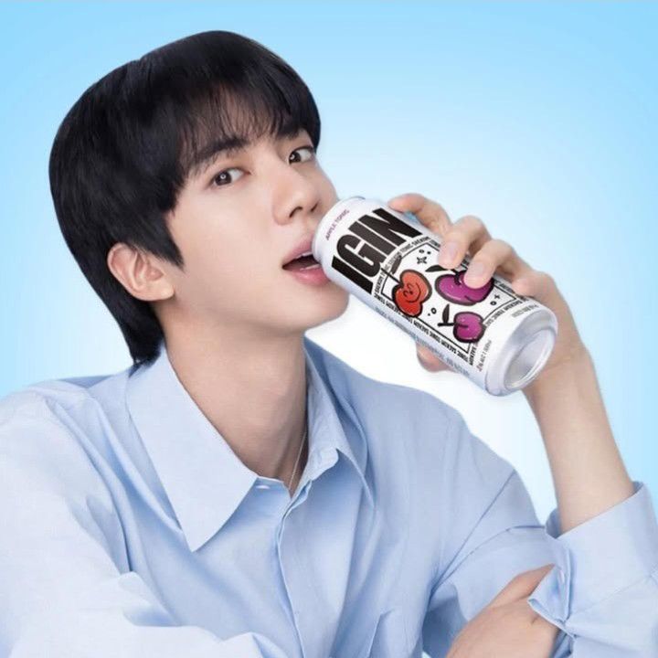 Jin (防彈少年團)的最新活動照片