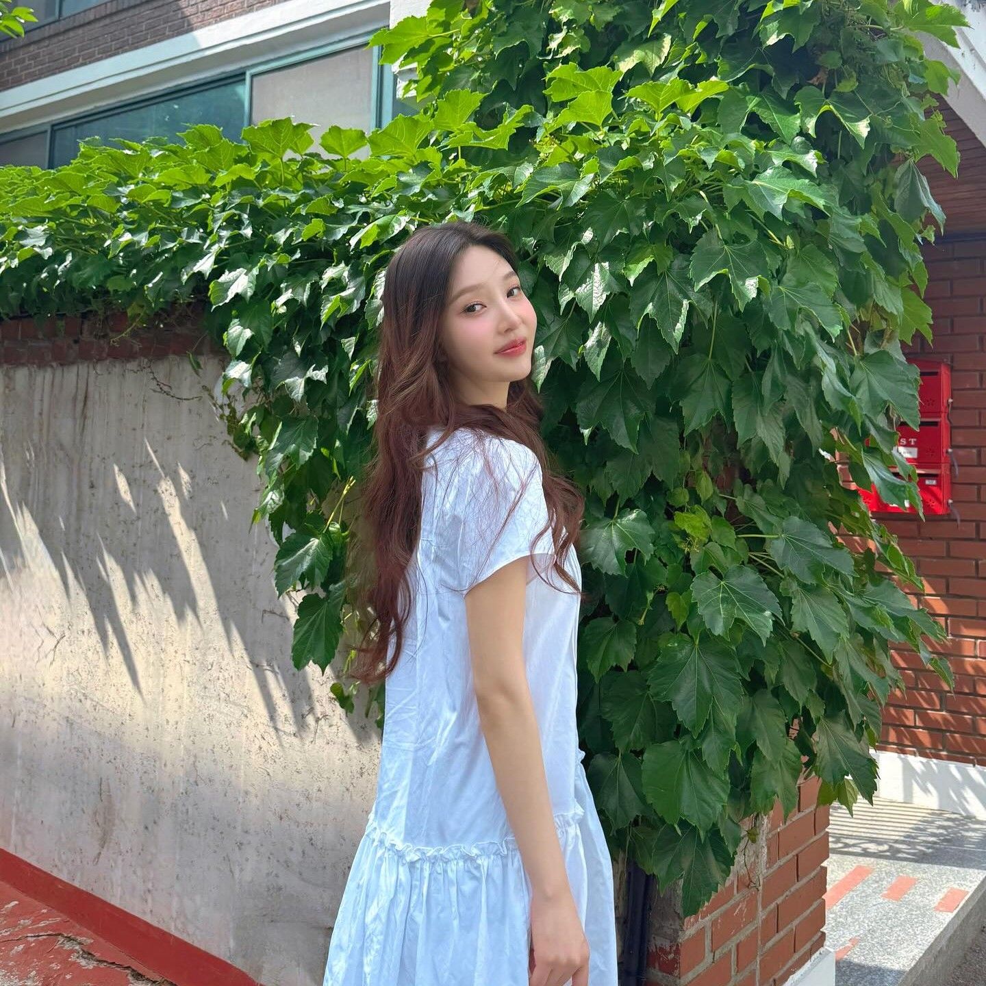 Behind-the-scenes cut of Joy (Red Velvet)