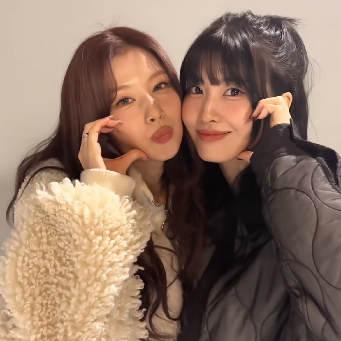 Latest photo of Momo (TWICE)