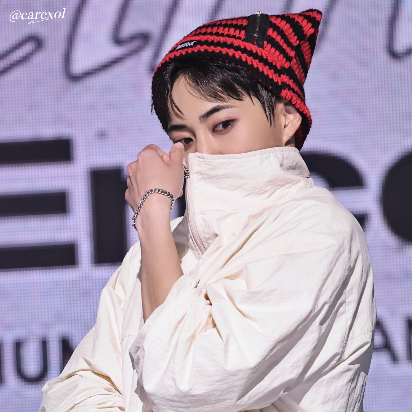 A moment captured by Xiumin (EXO)'s fan