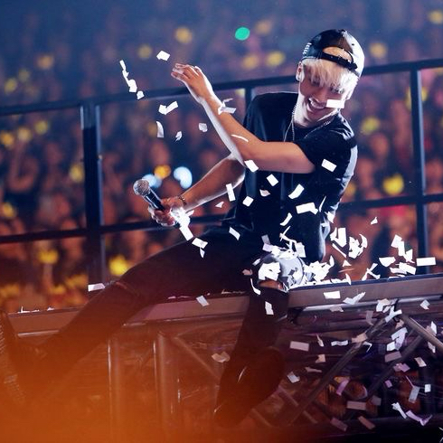 A moment captured by Seungri's fan