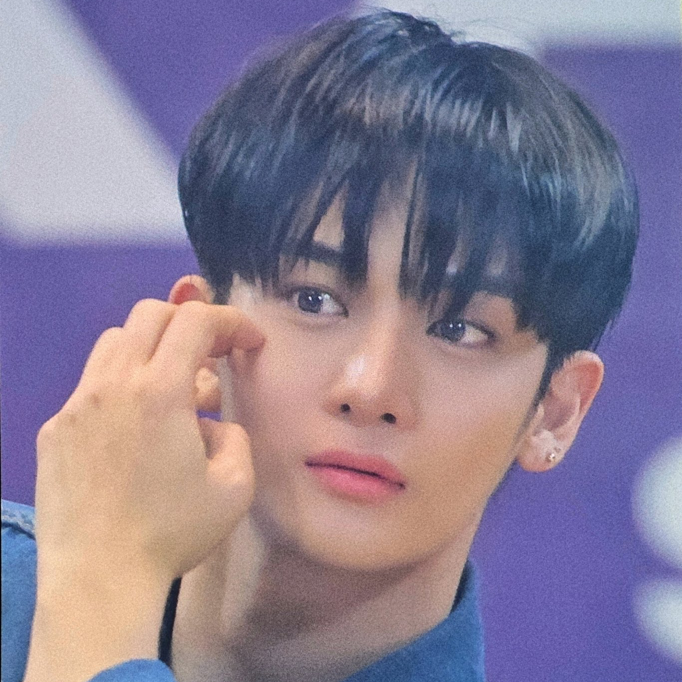 Recent activity shot of Bae Jinyoung