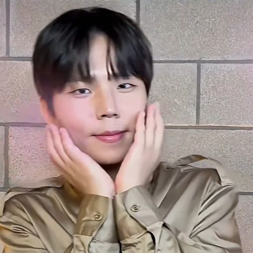 Latest photo of Jung Seunghwan