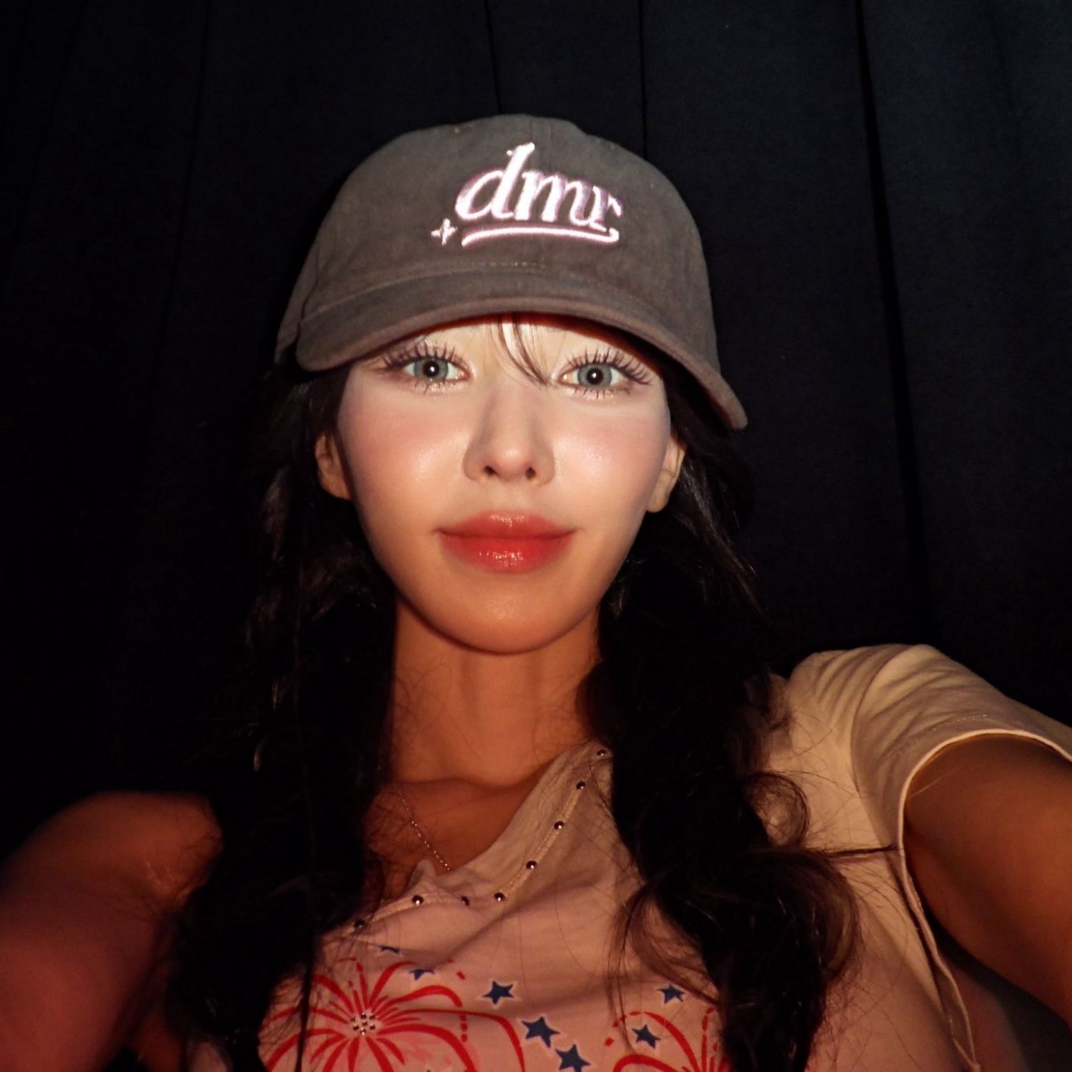 Behind-the-scenes cut of Wendy (Red Velvet)