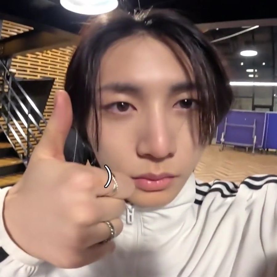 Behind-the-scenes cut of Taesan (BOYNEXTDOOR)