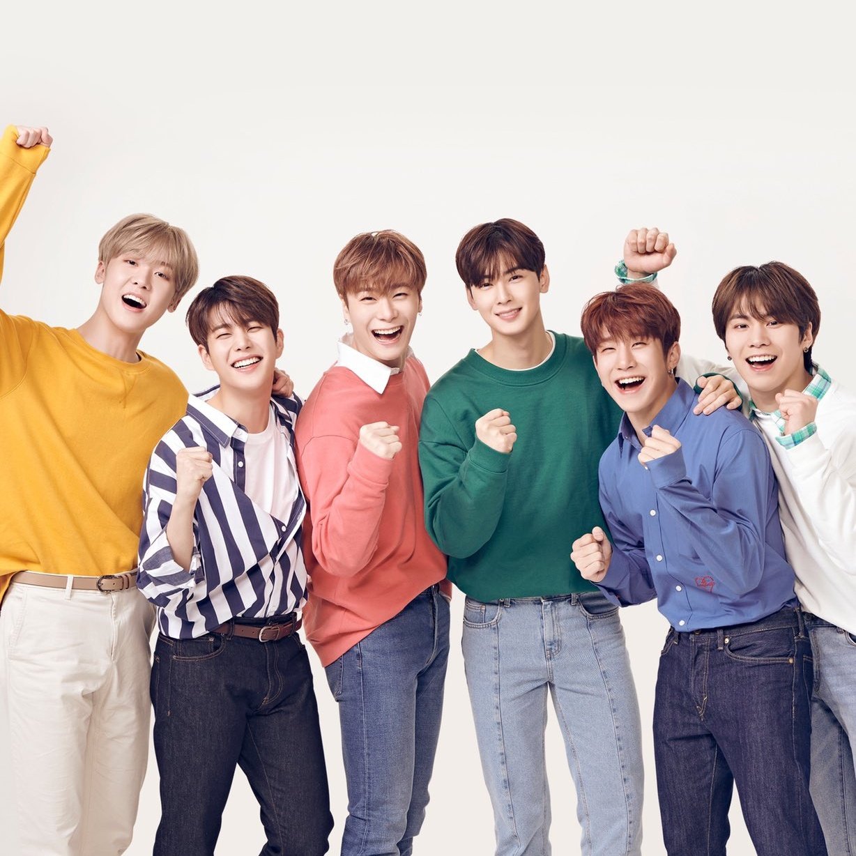 아스트로의 비하인드 컷