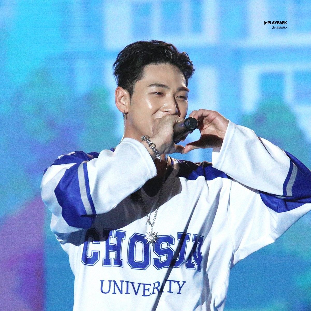 Behind-the-scenes cut of Baekho