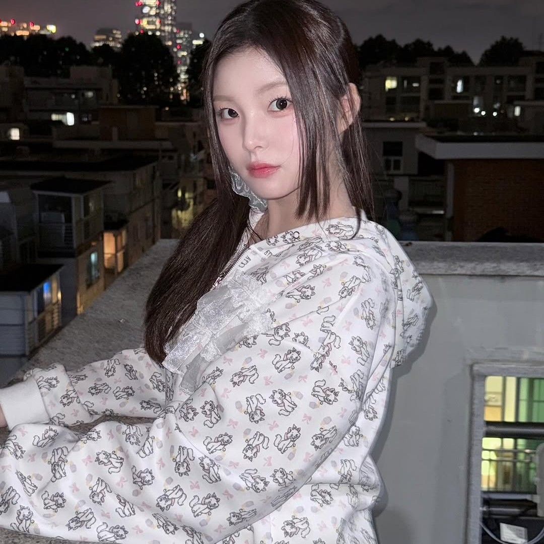 Recent activity shot of Seungjoo (SAY MY NAME)