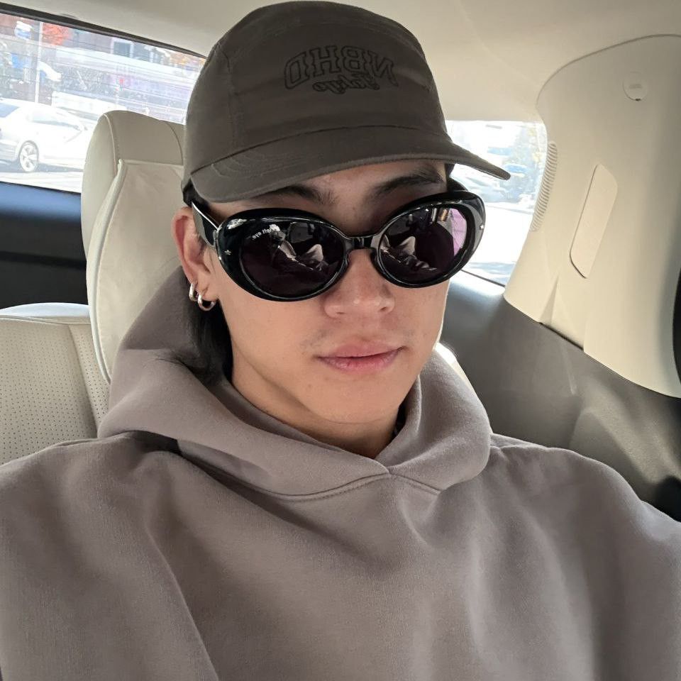 Latest photo of JAY B (GOT7)