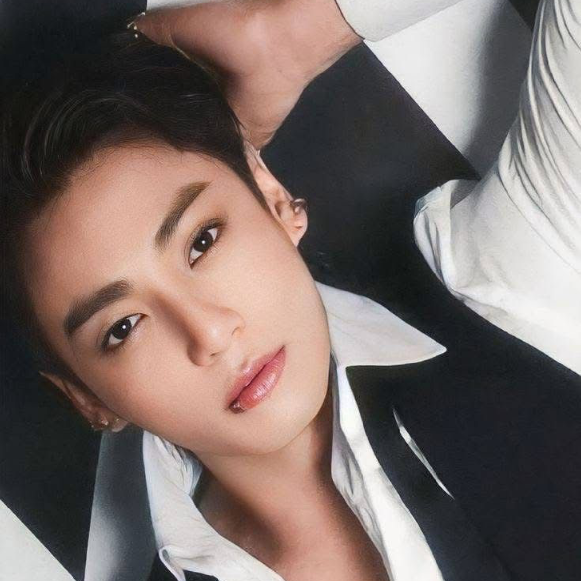 K-pop star post gaining attention now