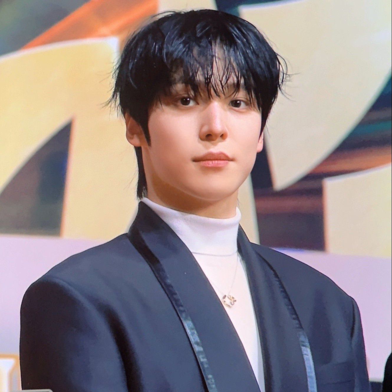 Behind-the-scenes cut of Yunho (ATEEZ)