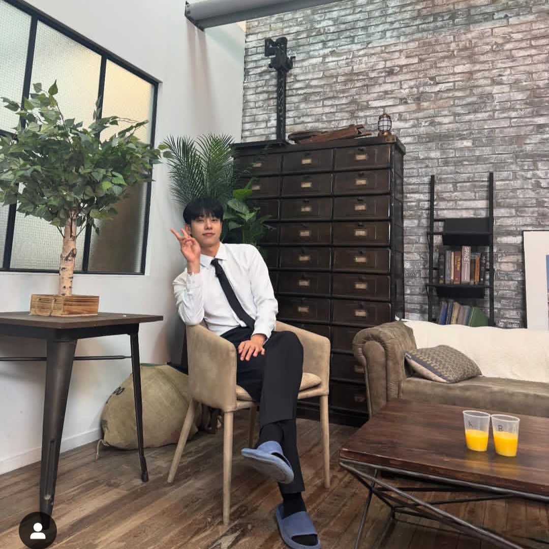 Latest photo of Kim Donghyun (AB6IX)