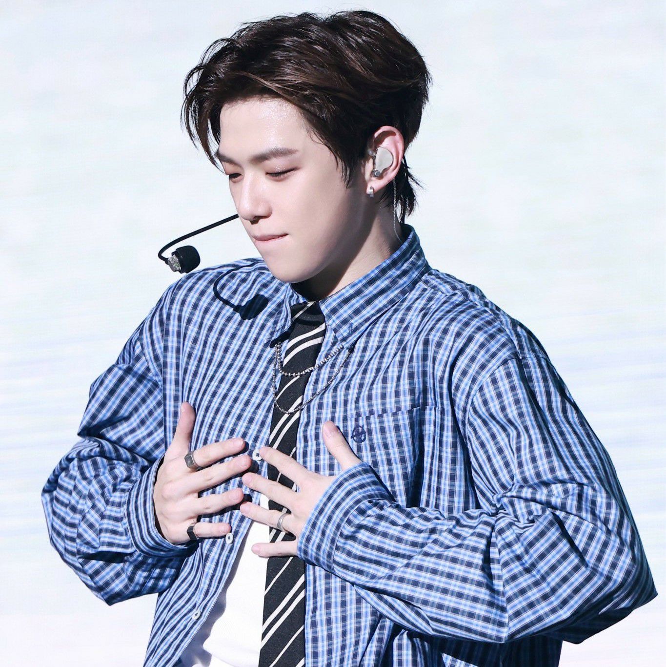 강다니엘 최근 활동샷