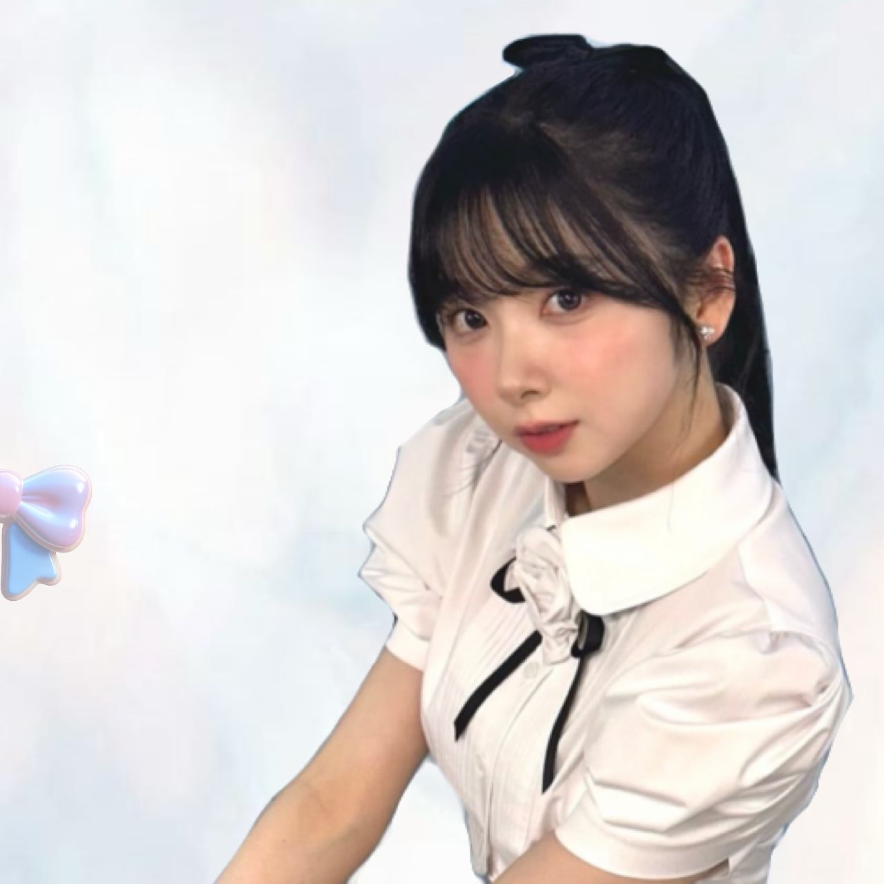 Latest photo of Miihi (NiziU)