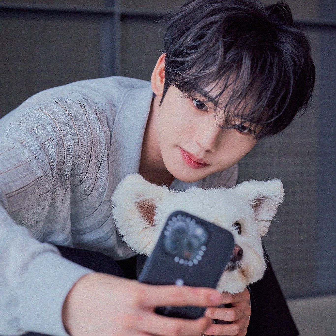 Behind-the-scenes cut of Han Yujin (ZEROBASEONE)