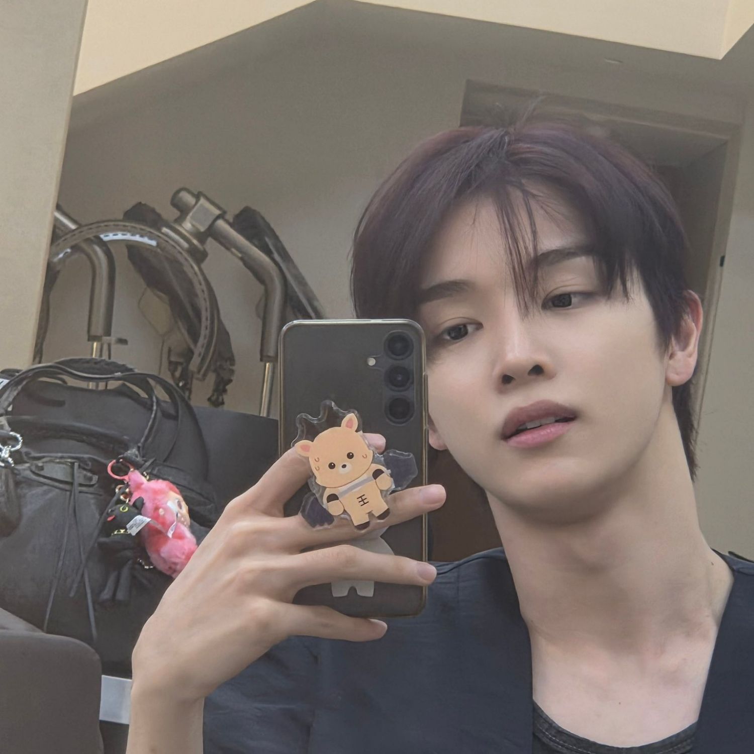 Behind-the-scenes cut of RIIZE